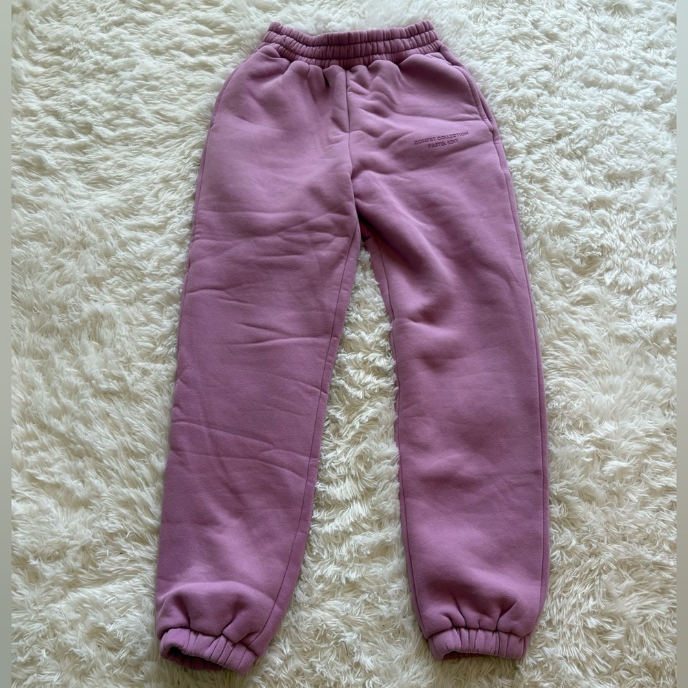 Comfrt pastel collection lilac joggers